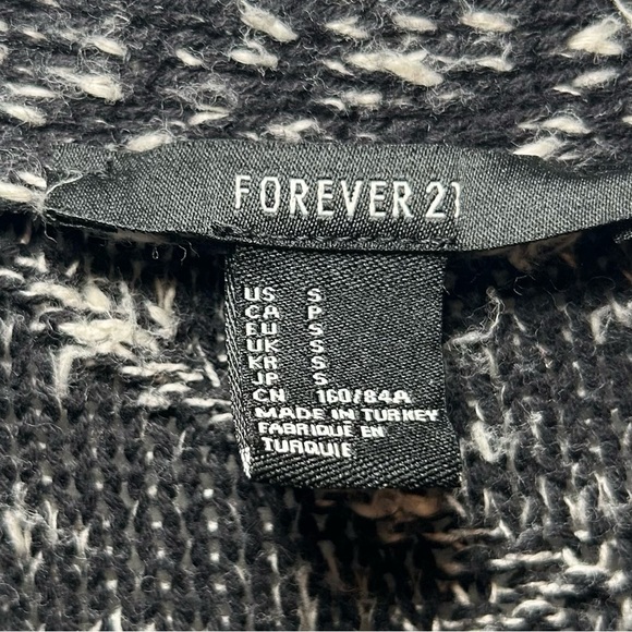 FOREVER 21 Aztec Print Open-Front Knit Cardigan Sweater- Black/White Size Small - Picture 3 of 4